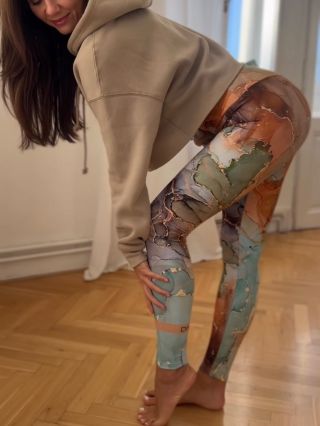 Naše zateplené krásky jsou zpátky! 🙌 Podzim může klidně udeřit – nohy v teple, outfit on point 🍁 Kolekce WARM tě zahřeje a...